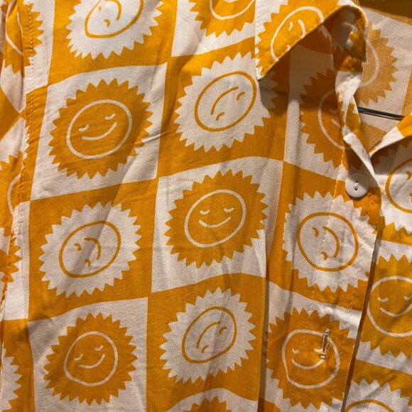 NWT Mighty Fine Always Sunny Woman’s Shirt M - Picture 5 of 6